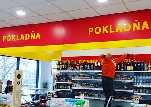 rezaný polep výkladov Ružomberok rezaný polep výkladov Ružomberok